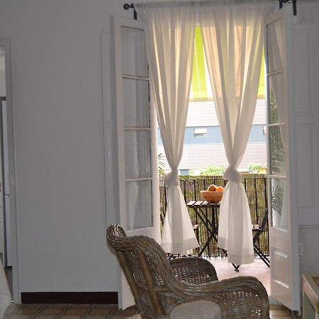 エスプルグエス・デ・ジョブレガットSanta Rosa, Balcon De Barcelonaアパートメント エクステリア 写真